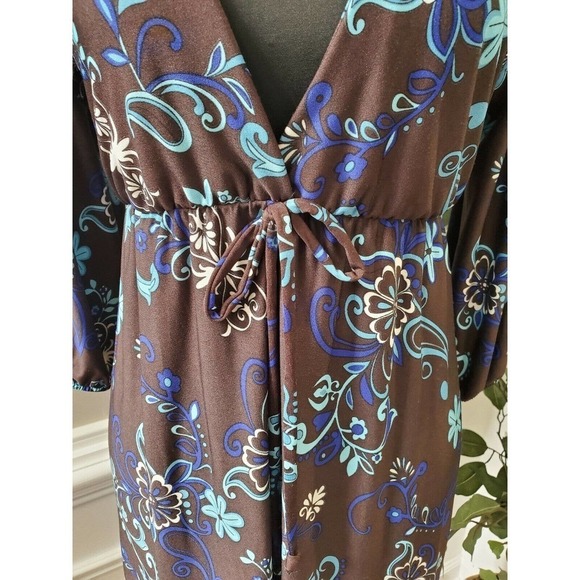 Hypnotized Floral Long Sleeve V-Neck Dress - Picture 3 of 10